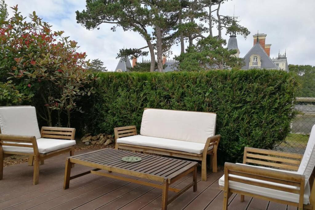 Les Ecuries Du Chateau Commes ภายนอก รูปภาพ